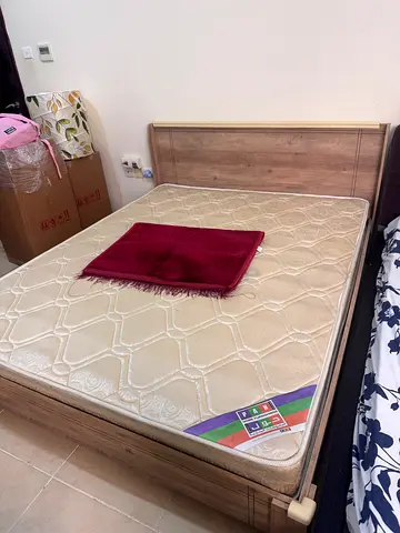 double size beautiful bed and mattress