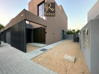 مجمع سكني فاخر متكامل - فيلا حصرية - منزل ذكي بالكامل
