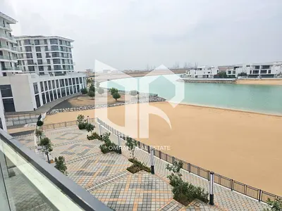 Sea view studio - ready to move in - freehold
