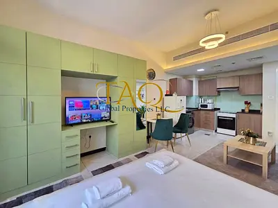 Elegant Furnished | Near Circle Mall | Vacant