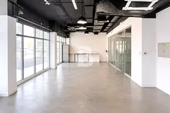 HOT DEAL | RARE CORNER RETAIL | MAX VISIBILITY