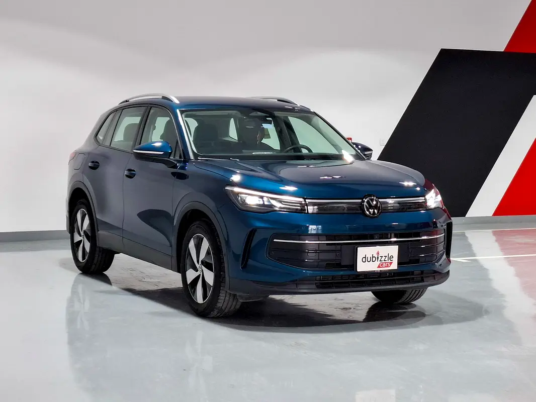Volkswagen Tiguan 2025 — photo 1 of 15