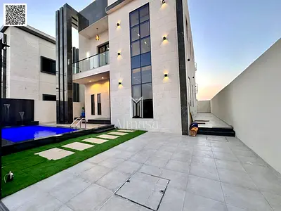 للبيع فيلا بتصميم اوروبي وتشطيب راقي جدا 4 غرف نوم ماستر مع مسبح موقع مميز جدا قريب من جميع الخدمات