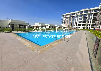 Large Layout l Corner l Bright Unit