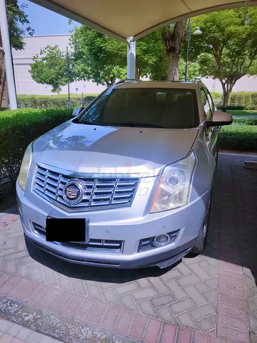GCC specs Cadillac SRX fully loaded - single owner
