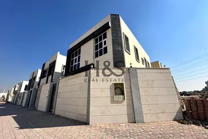 Corner 5BR Villa | Opposite Park | Great Investment