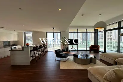 Interior Design | Bright/Spacious | Unique