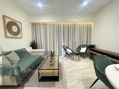 30 days free fully furnished 2bhk with both Master bedroom ready to move with parking only JEST 90k