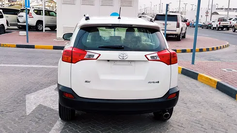 2014 Toyota RAV 4 — миниатюра 7