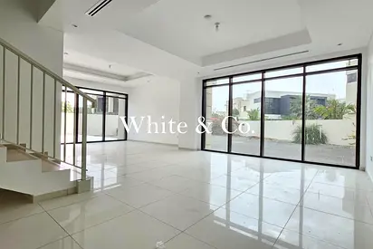 Peaceful | Family Unit | 3BR THL Layout
