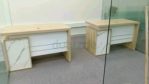 Modern style office table good quality