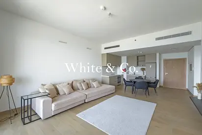 Waterfront | Spacious | Modern| Furnished
