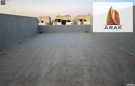 فرصة مميزة للسكن الراقي في فيلا مفروشة بالكامل، تجمع بين الفخامة، المساحات الواسعة، والتصميم العصري، لتوفر تجربة معيشية استثنائية تلبي تطلعات الباحثين