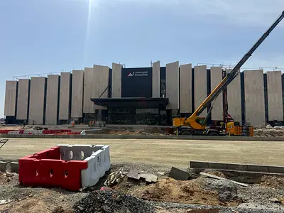 Abu Dhabi mussafah Shabiya  M10 executive bed space families living good building close to Etihad