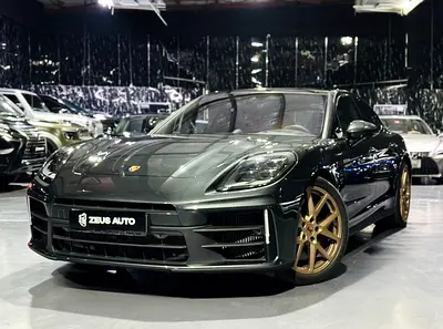 Porsche Panamera 4S E-Hybrid 2025 GCC specs for 589,000.00 AED