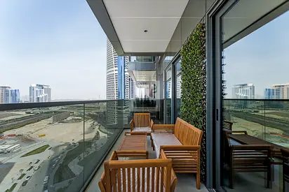 Spacious 1 BR I Fully Furnished | Prime Location