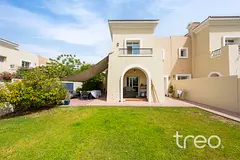 Exclusive | Lake View | Large Corner Plot | 2E