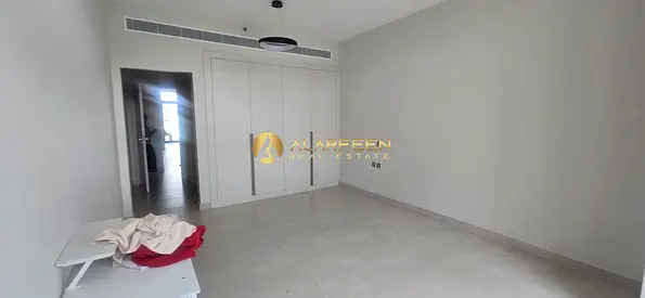 WELL PLANNED LAYOUT | SPACIOUS | READY TO MOVE