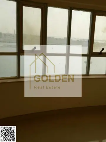 3-Bedroom Apartment with Sea View on Umm Al Quwain Corniche | Family-Friendly, Clean Building – AED 38,000 per Year