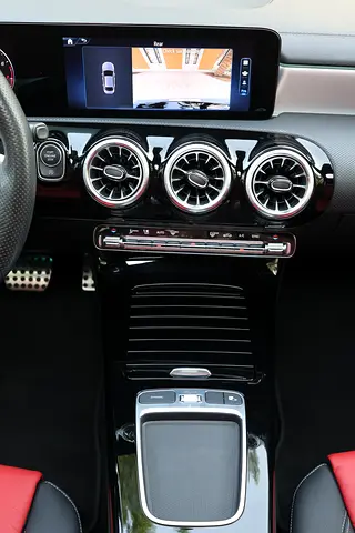 صورة مصغرة 13 لـ 2023 Mercedes-BENZ A-CLASS