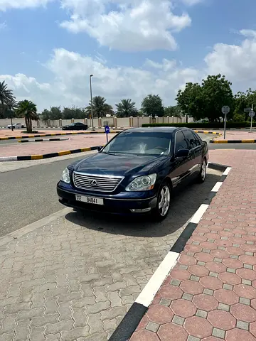 Lexus ls430 2006 half ultra for sale للبيع لكزس ٤٣٠ للبيع