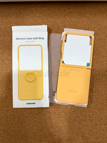 Silicone Case with Ring for Samsung Z Flip5 - Yellow