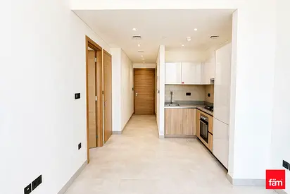 Lagoon and Amenities View | Mid Floor