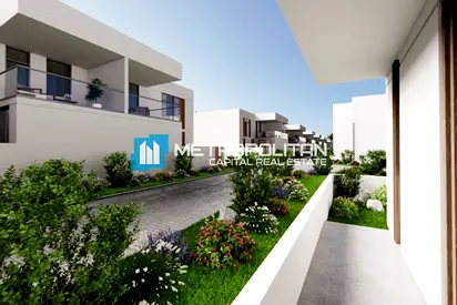 Corner 1BR | Private Garden | Close to Facilities