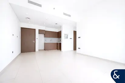High Floor | Balcony | Prime Downtown Area