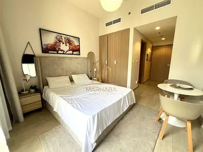 استوديو مفروش | شرفة | إطلالة على المسبح ووسط المدينة