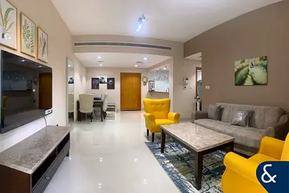 Vacant Now | Modern Furnishings | Patio