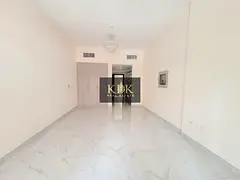 Studio /Fitted Kitchen /Decent size