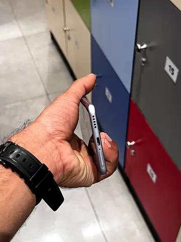 1 Week Used Xiomi Redmi Note 15 5G 8Gb/256Gb  smartphone with USB-C port - good working condition