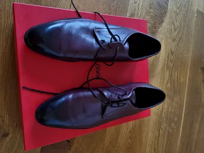 Hugo Boss shoes, 44, MSRP AED 905