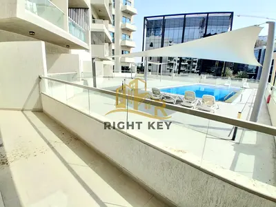 LAVISH LIKE NEW/ LOWER PRICE/NEAR TO MIRACLE GARDEN/ 1BHK/68K