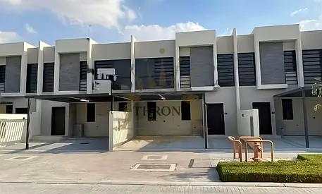 Distress Urgent Sale-Close to Entrance- Spacious