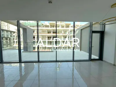 Brand New | Fitted Kitchen | Close To Mall