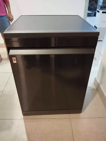 Free delivery Samsung home connect WiFi 3 rack dishwasher - working, good condition