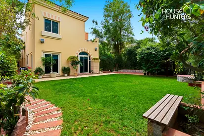 Extended C3 Villa | Large Garden| Private Location