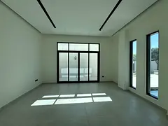 Luxury 5BR Villa |Office/Gym | Spacious Living