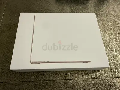 MacBook Air M4 15 inch 24GB 512GB STARGOLD (Arabic and English keyboard)(UAE VERSION)
