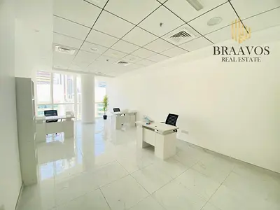 BRIGHT | SPACIOUS | IDEAL OFFICE