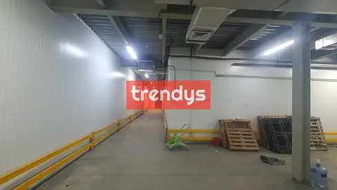 20,000 Sq. Ft Cold storgae built-in warehouses with cold rooms chiller freezer office