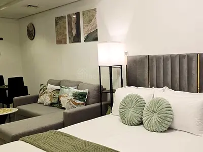 High floor | Lake view | Close to metro