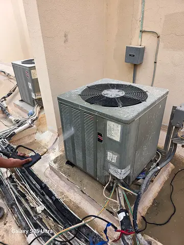 Professional AC Technician | فني تكييف – Repair, Gas Filling, Cleaning