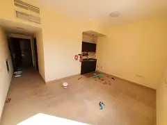Studio apartment in Al Rashidiya 2 - Central air conditioning - Free maintenance - Family accommodat