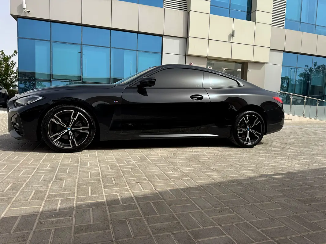 BMW 4-Series 2023 — photo 1 of 11