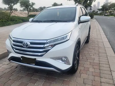 7 Seater Toyota Rush GX 2019 - GCC Specs - Push Start Full service history Al Futtaim