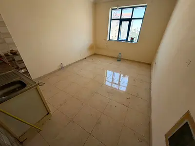 استديو مساحه كبيره - سكن عائلي - ايجار سنوي - تكيف مركزي - صيانه فري