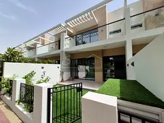 Vacant | Single Row | Park Backing | Multiple Chqs